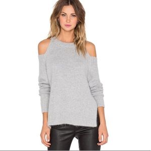J.O.A. | Women’s Breathe Easy Cold Shoulder Angora Blend Grey Sweater size Large